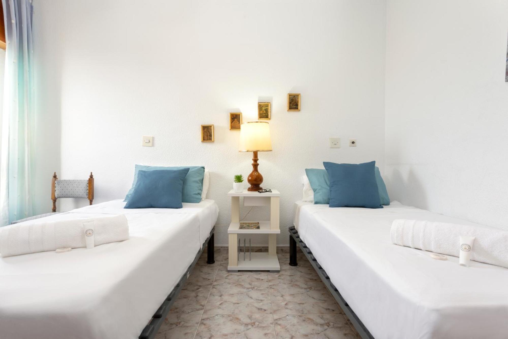 1003 - Seafront Apartment On El Paseo - Air Conditionning - Wi-Fi - Smart Tv 阿尔姆尼卡 外观 照片