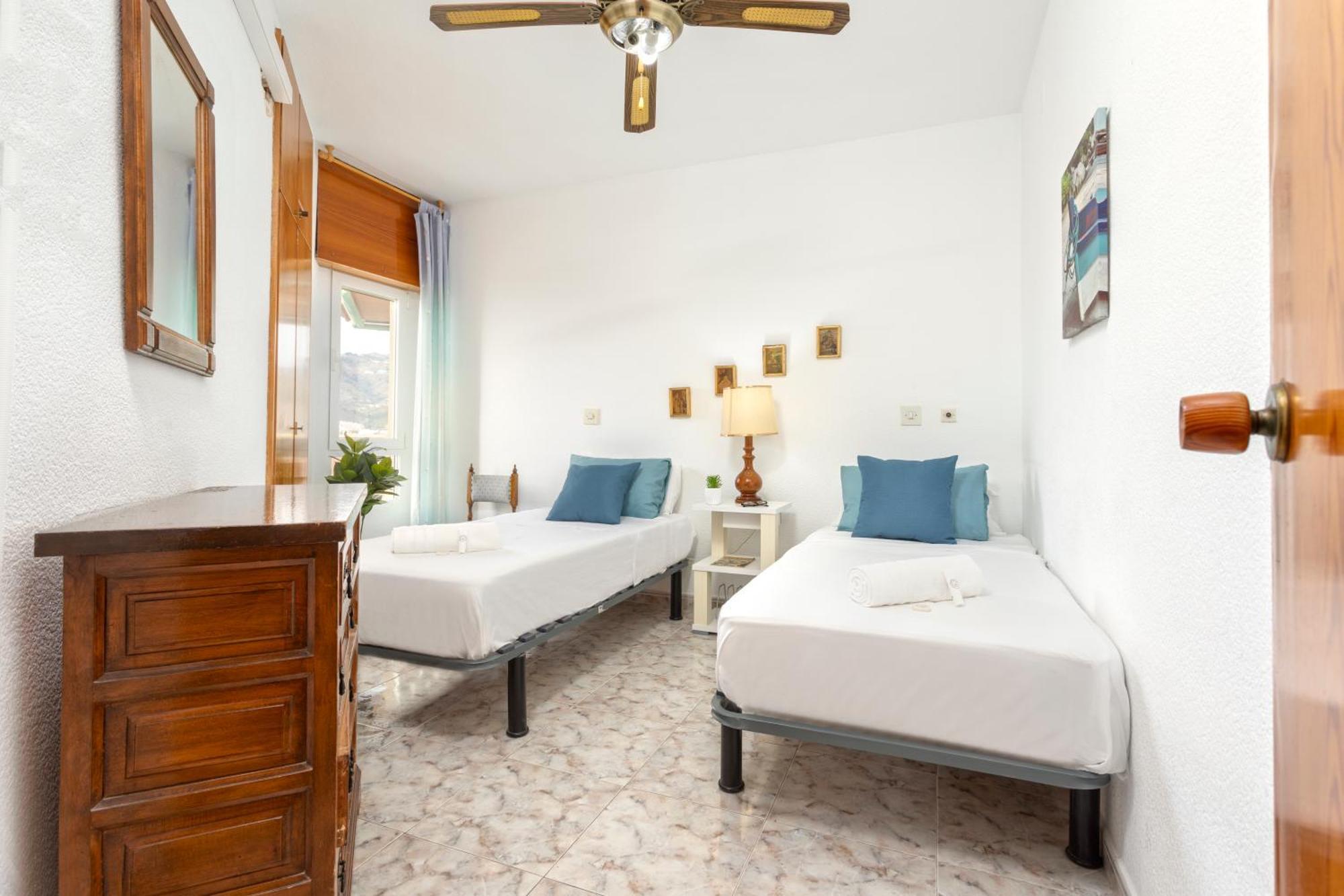 1003 - Seafront Apartment On El Paseo - Air Conditionning - Wi-Fi - Smart Tv 阿尔姆尼卡 外观 照片