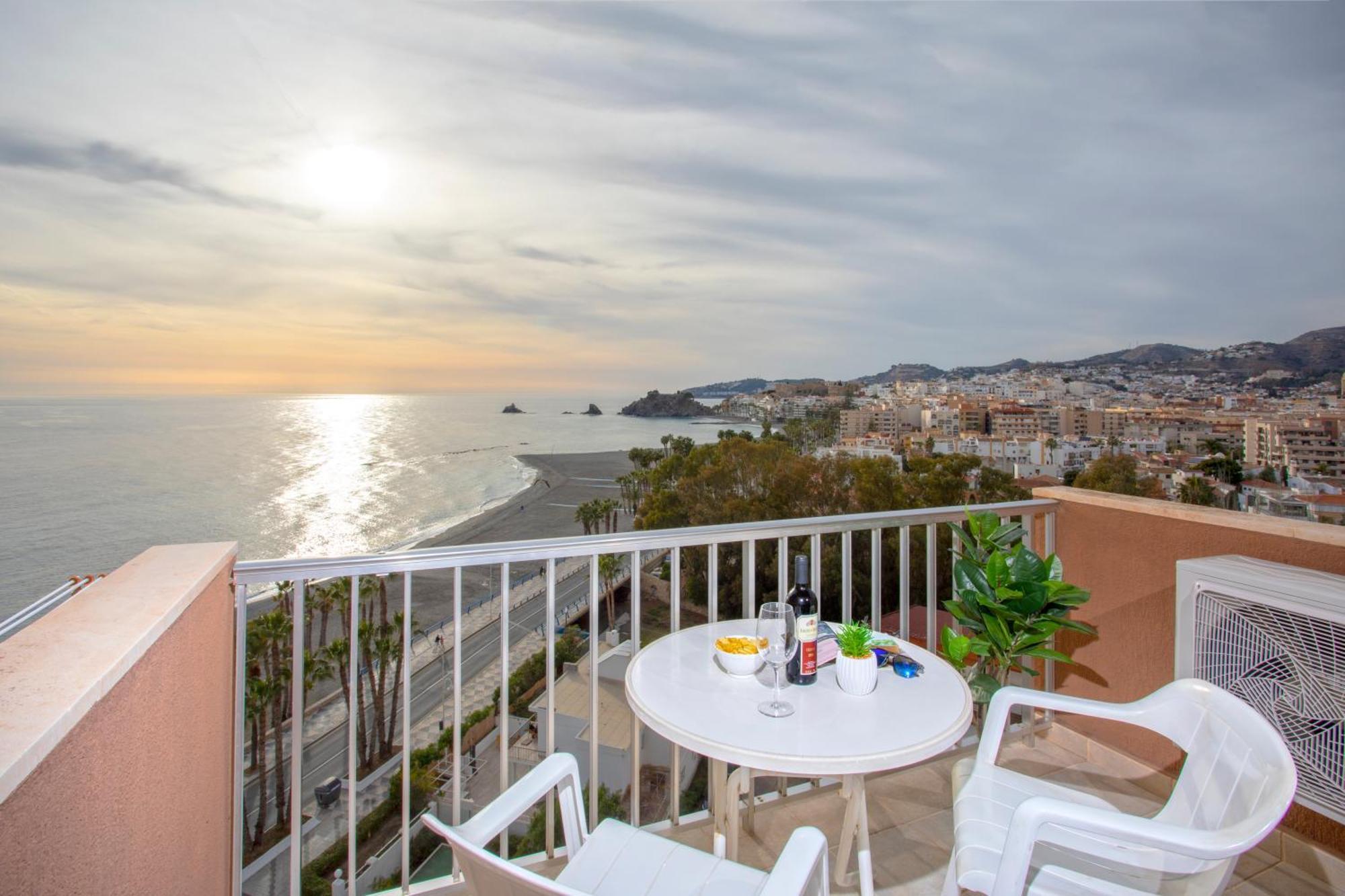 1003 - Seafront Apartment On El Paseo - Air Conditionning - Wi-Fi - Smart Tv 阿尔姆尼卡 外观 照片
